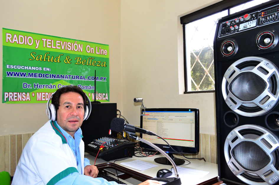 Dr Hernan Candia Roman en Radio Salud & Belleza